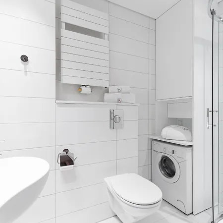 - Butikowe Lejlighed